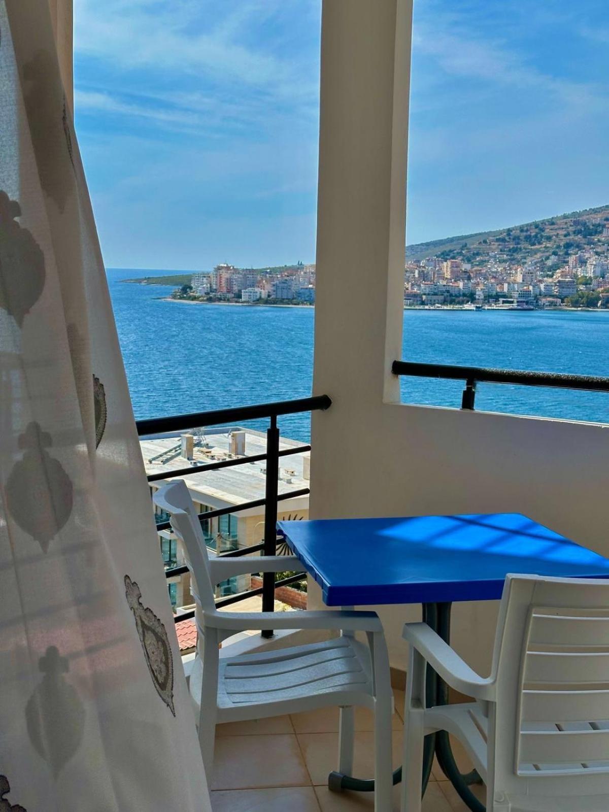 Esmeralda Apartaments Саранда Екстер'єр фото