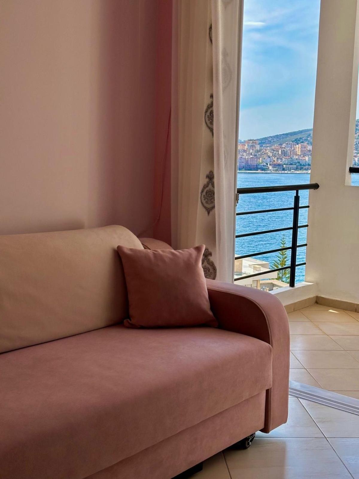 Esmeralda Apartaments Саранда Екстер'єр фото